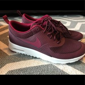 Nike Air Max Thea 8.5 Burgundy Red Women’s